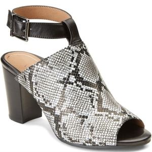 Vionic Monochrome Snake Pattern Heels